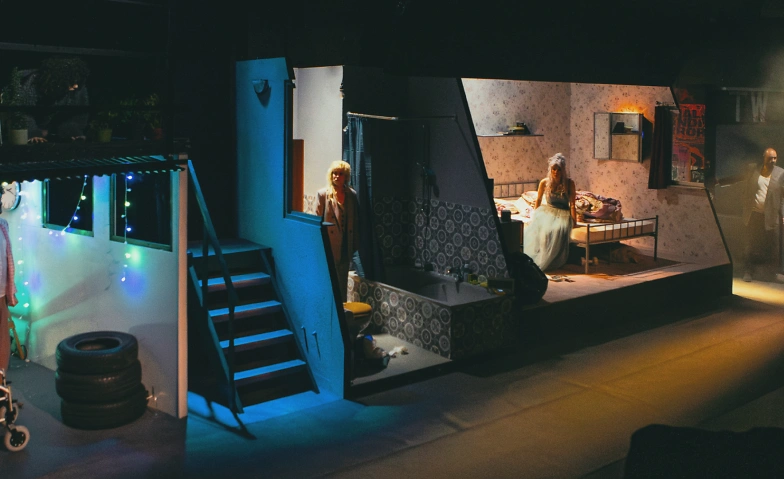 Event-Image for 'IN SCHWEBE / IN LIMBO – Ein Theater-Gemälde'