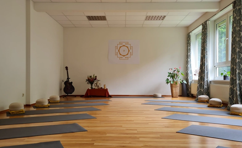 Event-Image for 'Hatha,  (somatic) Yin Yoga • Workshops • Pr&auml;ventionskurse'