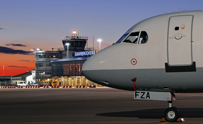 Event-Image for 'Nachtführung Flughafen Saarbrücken'