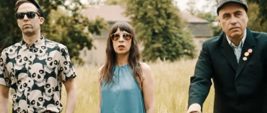 Event-Image for 'Acht Eimer H&uuml;hnerherzen + Mut Zur H&auml;sslichkeit'