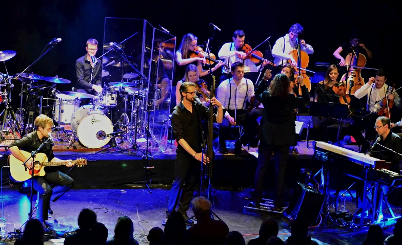 HUEBNOTIX - Voice &amp; Strings - 25th Anniversary Concerts Billets