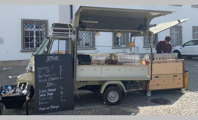 Event-Image for 'Ap&eacute;rol Piaggio am Klosterplatz'