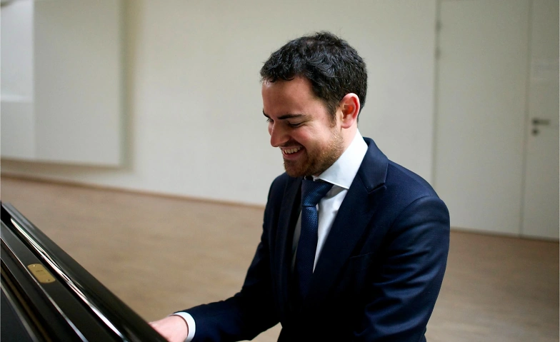 "BASES" by Willy Haroun Yehudi Menuhin Forum, Bern Tickets