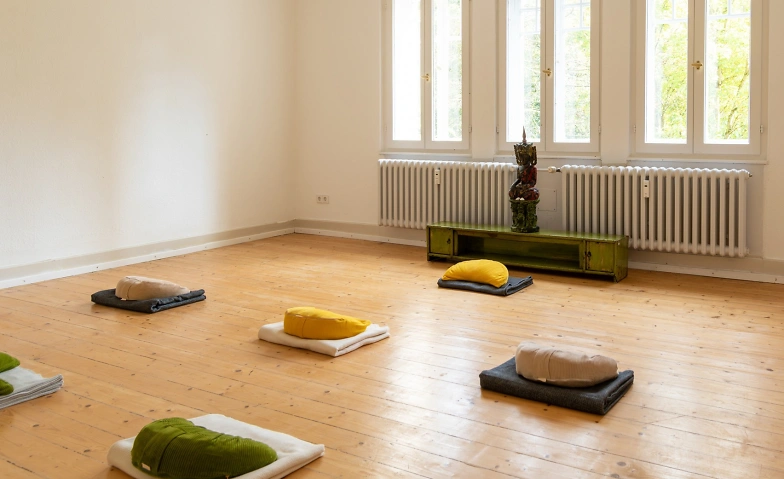 Event-Image for 'Move & Meditate: Meditation, Breathwork & Yoga in Karlsruhe'