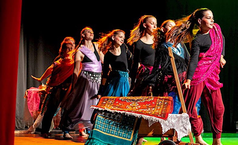 Event-Image for 'Immer wenn der Zirkus kam - Tanztheater in 2 Akten'