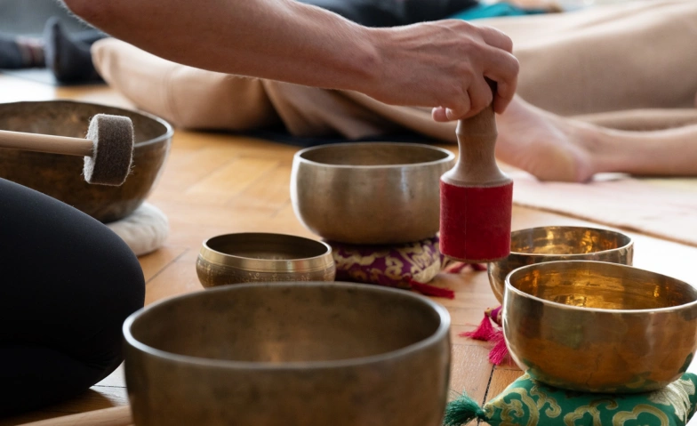 Event-Image for 'Yin-Yoga & Soundbath'