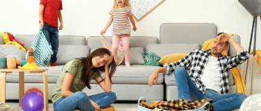 Event-Image for 'ELTERN AM LIMIT- ZWISCHEN SOFA, SUPERKRÄFTEN & CHAOS'