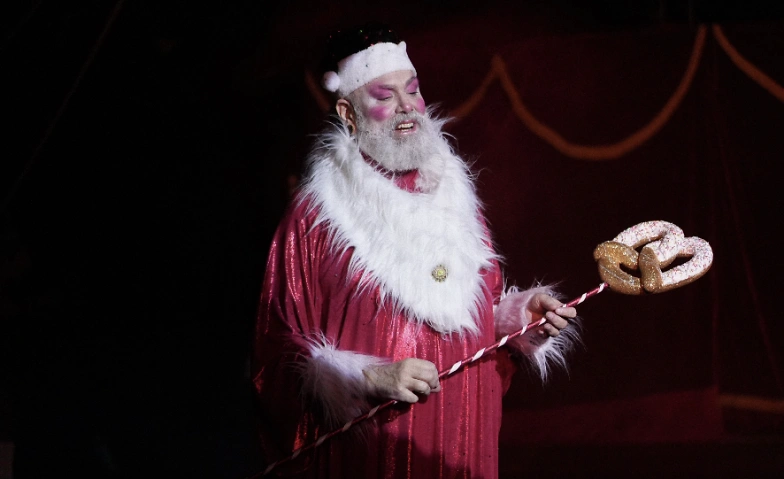 Event-Image for 'Cabaret Circus Show "Christmas on the moon"'