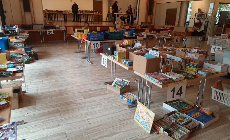 Event-Image for 'Großer Bücher- & Medienflohmarkt'