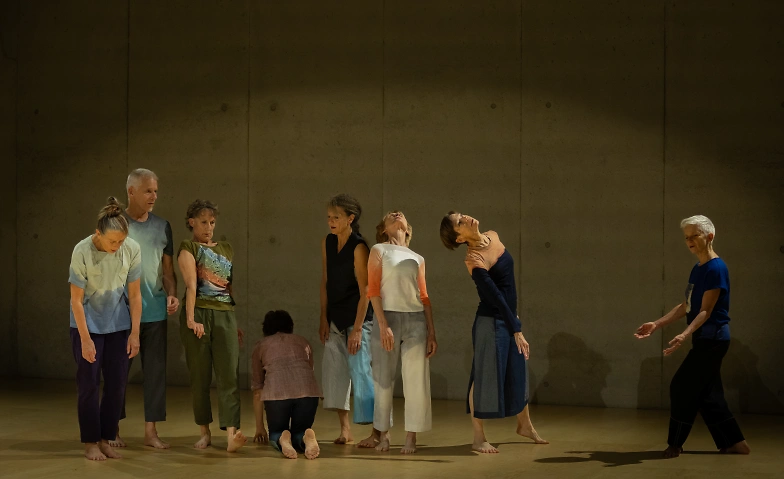 making a sullen roar (as the wind does) Tickets