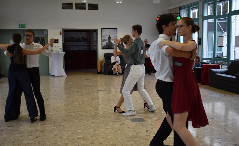 Event-Image for 'Tanzkurse f&uuml;r Teens ab 10 Jahren'