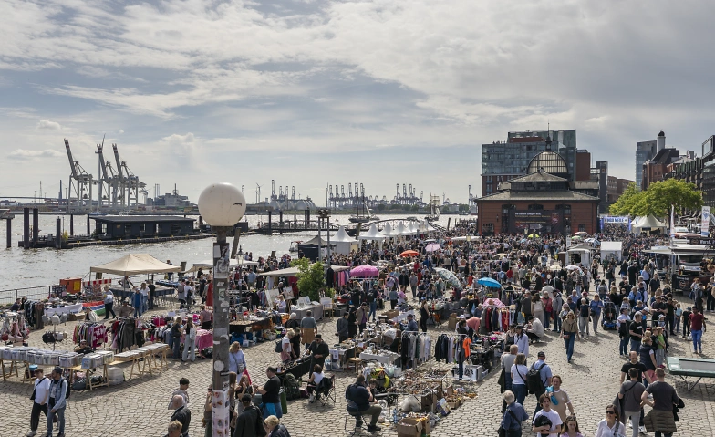 Event-Image for 'Flohmarkt an der Fischauktionshalle - Hafengeburtstag 2026'