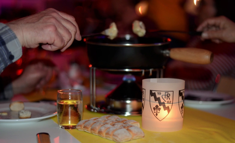 FC Räterschen Fondueplausch Mehrzweckhalle Elsau, Elsauerstrasse 8, 8352 Elsau Tickets