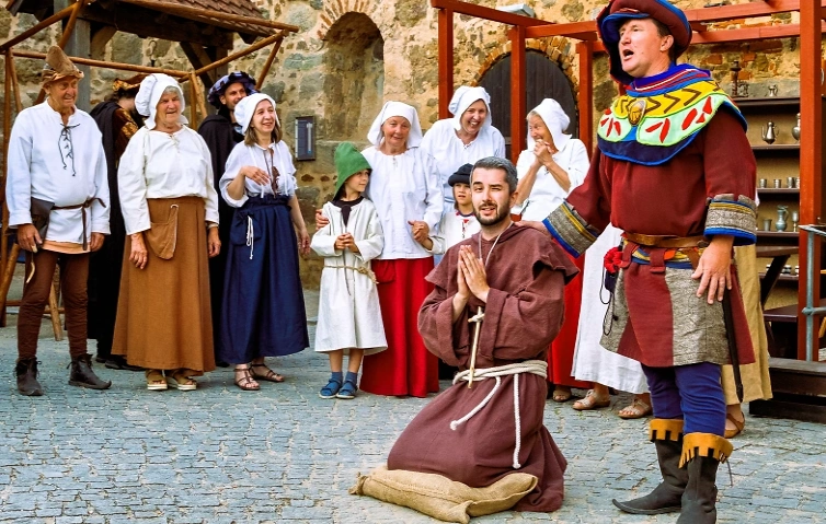 Burgfestspiele "Eppelein von Gailingen" Burg Burgthann, Burgstraße 1C, 90559 Burgthann Tickets