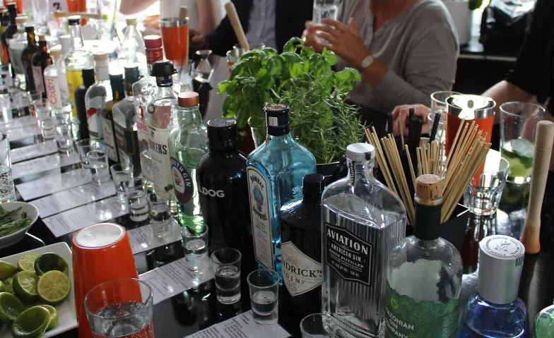 Gin-Tasting & Workshop "Gin Experience" 11th Floor Event- & Cocktailservice Billets