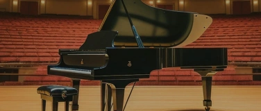 Event-Image for 'Kerzenschein-Klavierkonzert mit der Musik von Ludovico Einau'