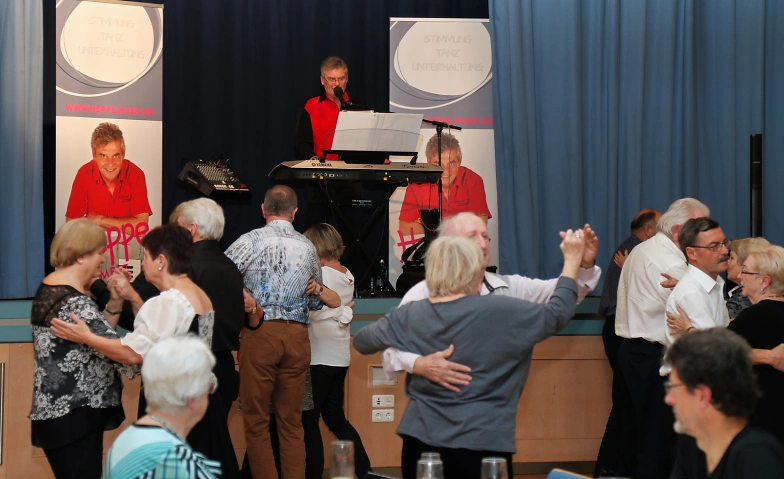 Event-Image for 'Tanznachmittag mit "Heppe"'