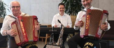 Event-Image for 'Innerschwyzer Ländlertrio mit Jodelduett Andrea und Esther'