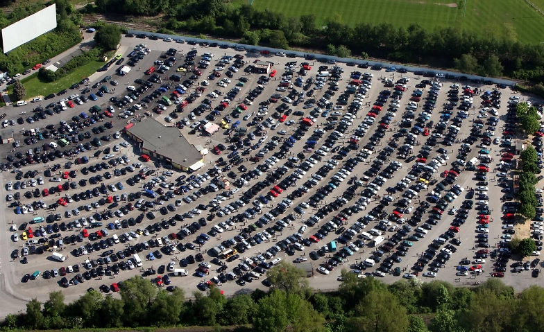 Event-Image for 'Automarkt im Autokino Essen'