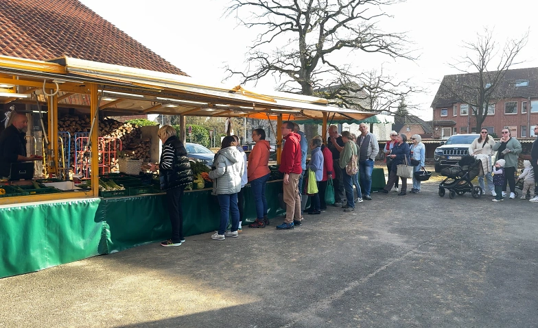 Event-Image for 'Wochenmarkt mit frischen regionalen Produkten'