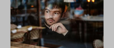 Event-Image for 'Meet Mark Simpson'