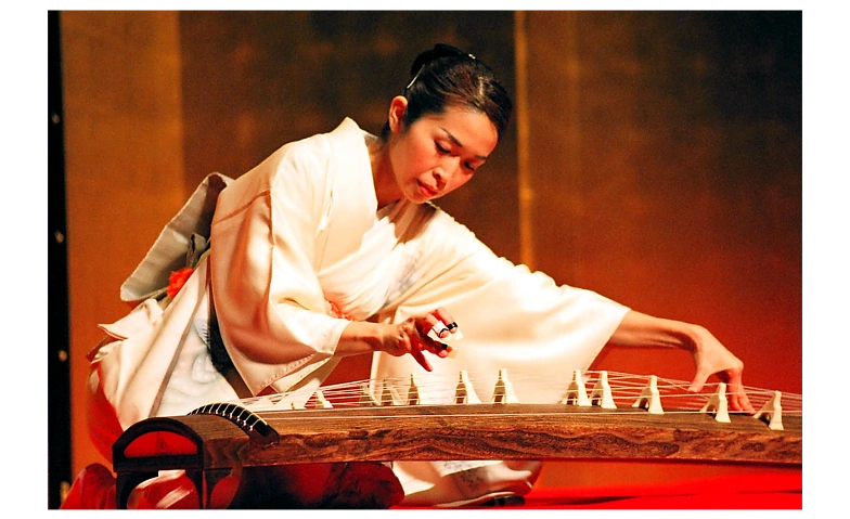 Event-Image for 'Koto (Wölbbrettzither) / Naoko Kikukchi (Sawai Koto Europe)'