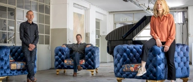 Event-Image for 'Stephanie Troscheit Trio - Invincible Summer'