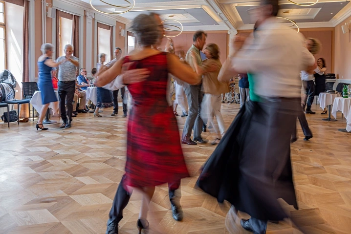 Thé Dansant – Tanztee mit den Moody Tunes Hotel Schützen Rheinfelden | Jugenstilsaal, Bahnhofstrasse 19, 4310 Rheinfelden Tickets