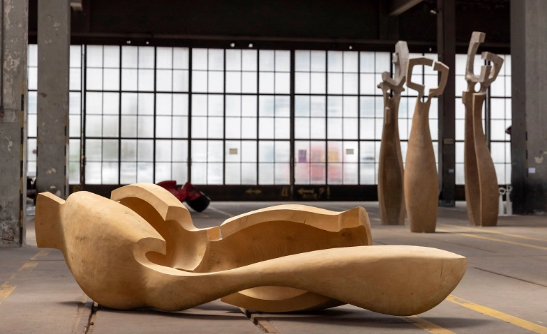 Sculpta-re; Skulpturen im Busdepot - Vernissage Tickets