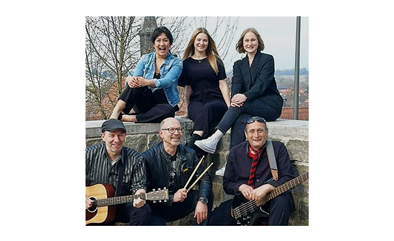 Feiertagsmatinee mit Smile a While im Kulturgew&auml;chshaus Tickets