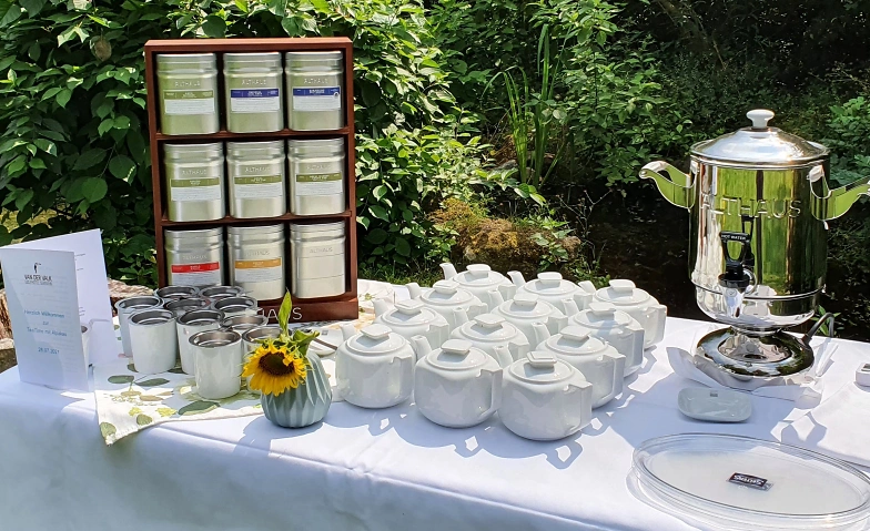 Event-Image for 'Englische Tea Time mit Petits'