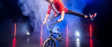 Event-Image for 'Krefeld-Premiere: WOW Varieté im Seidenweberhaus'