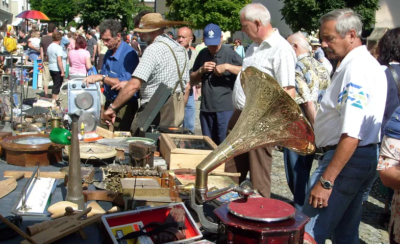 Flohmarkt Mainburg Volksfestplatz, An der Abens, 84048 Mainburg Tickets