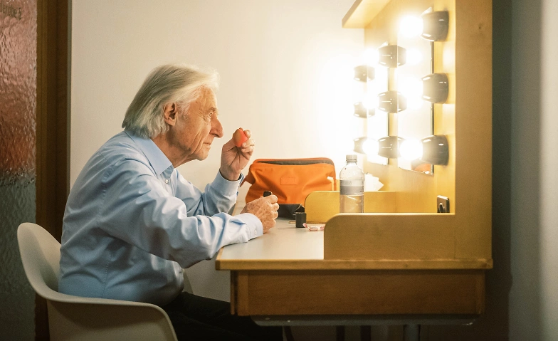 Kunst am Abend: Typisch Emil – Vom Loslassen und Neuanfangen Tickets