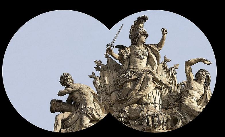 Von Drachen und Kronen: Mit dem Fernglas rund ums Zeughaus Tickets