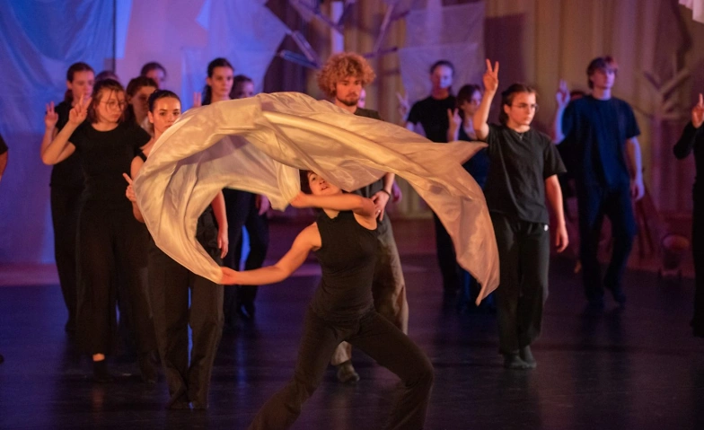 Event-Image for 'Tanzauff&uuml;hrung &laquo;Zeit&raquo;'