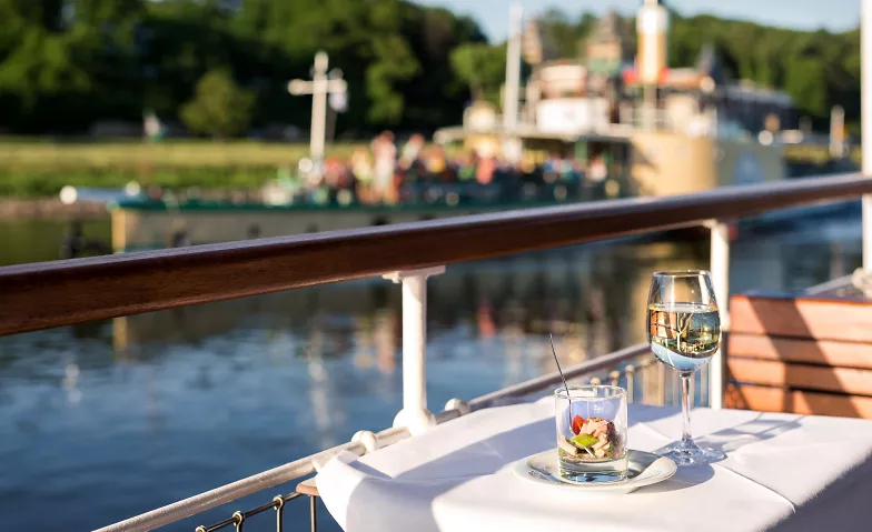 Abendbrotschiff Sächsische Dampfschifffahrt - Weiße Flotte Sachsen, Terrassenufer 1, 01067 Dresden Billets